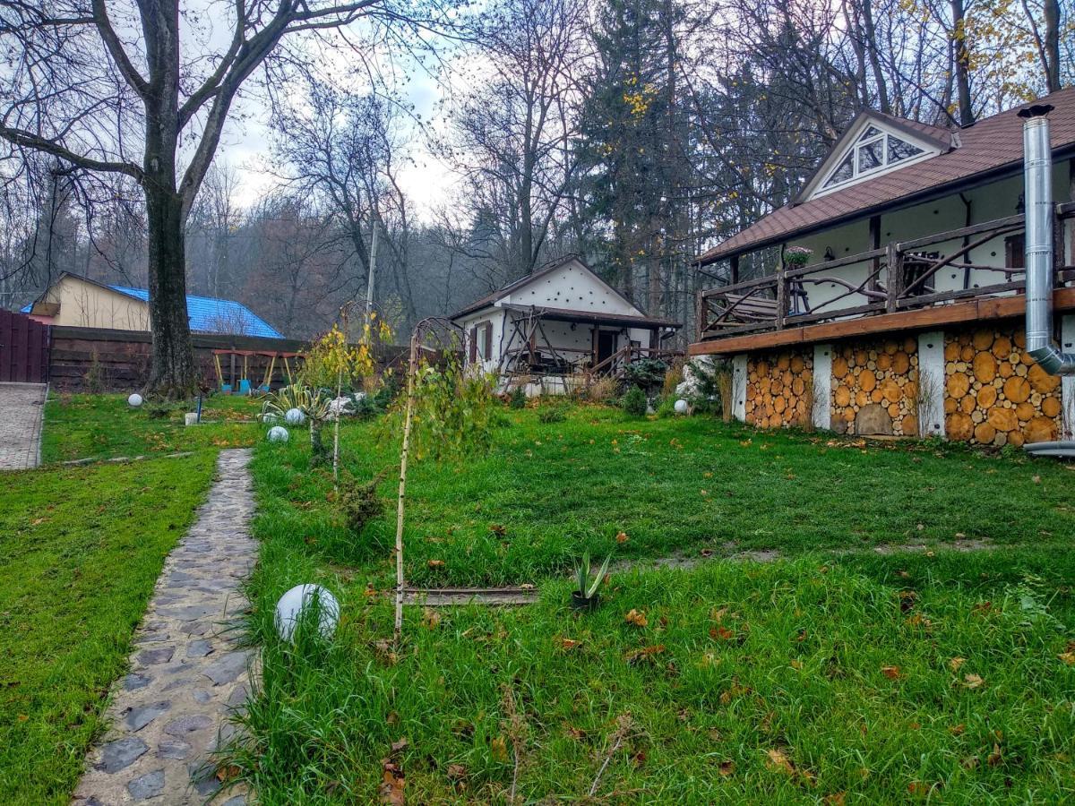 Panorama Hotel & Spa Cernăuți Exterior foto